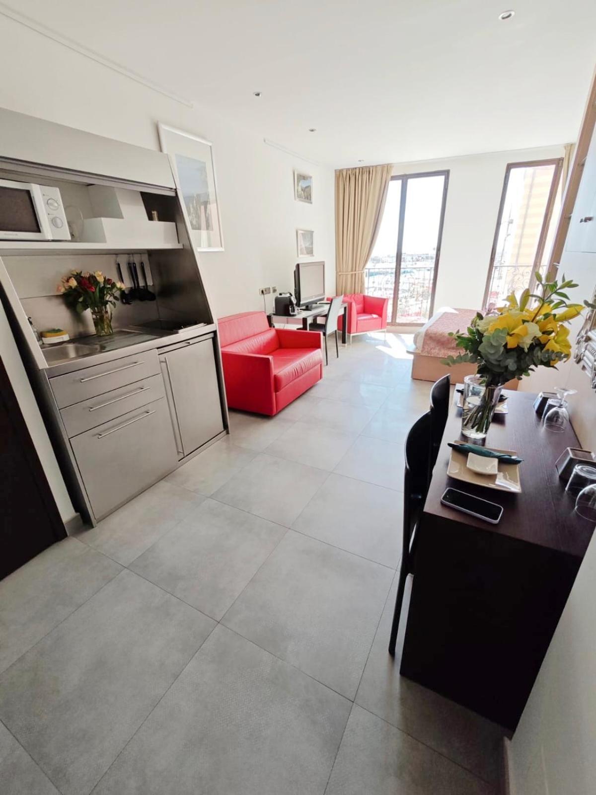 Mirabeau - Chambre Meublée Cassis Esterno foto