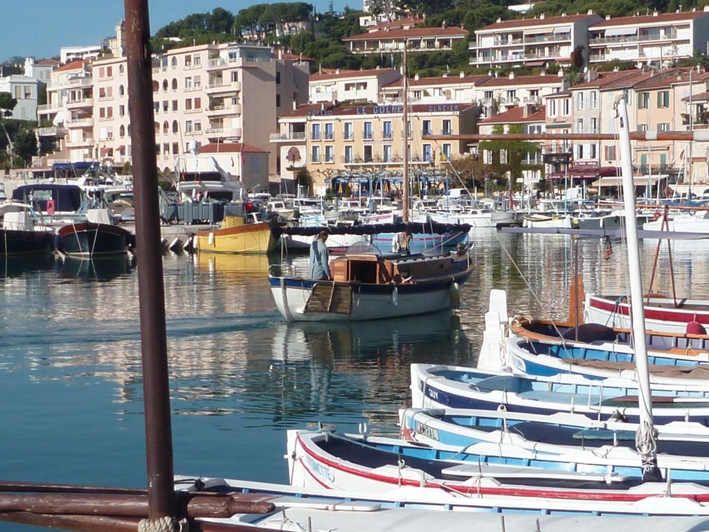 Hotel Mirabeau - Chambre Meublée Cassis Esterno foto